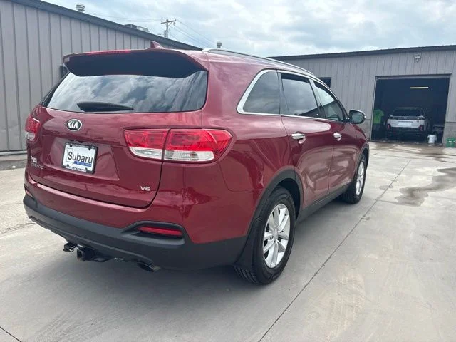 Used 2018 Red Kia LX image 6