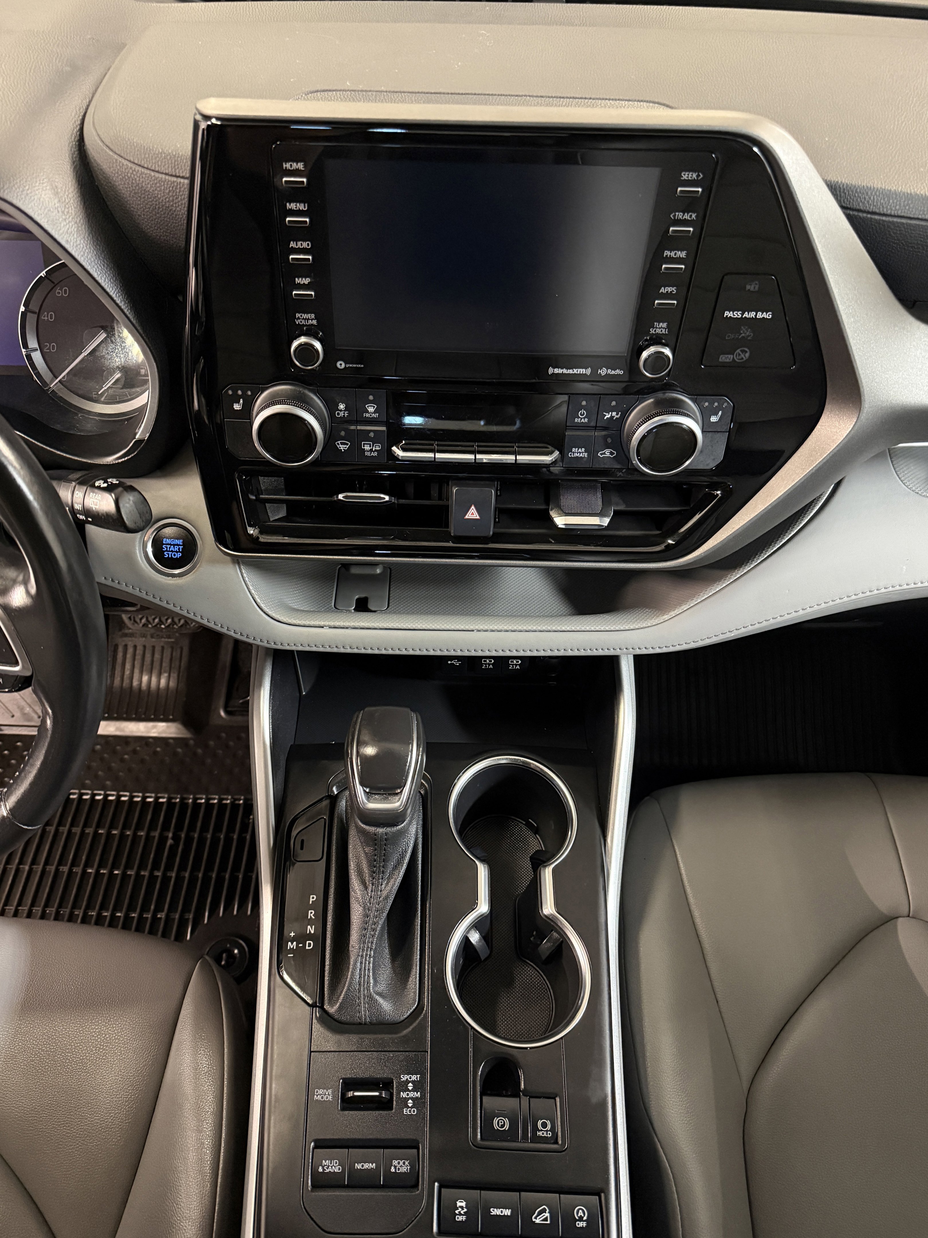 Used 2021 Magnetic Gray Metallic Toyota XLE image 16