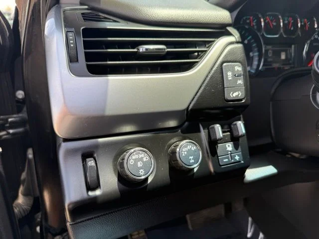 Used 2018 Black Chevrolet LT image 15