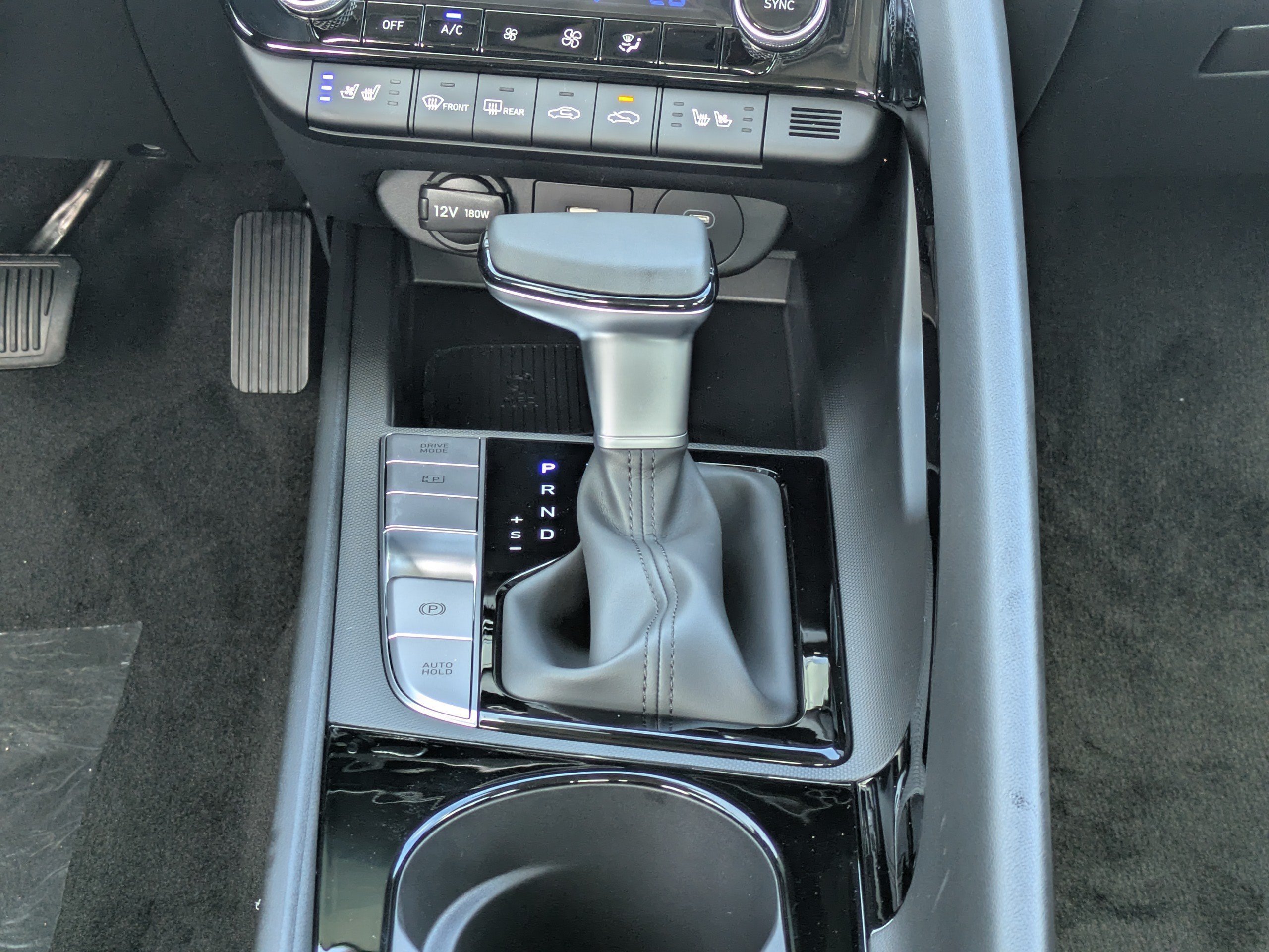 New 2026 Serenity White Hyundai Limited image 16