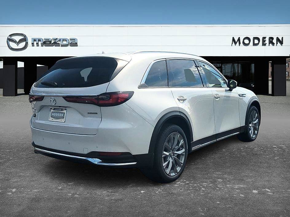 New 2026 Rhodium White Premium Mazda 3.3 Turbo Premium Plus AWD image 5