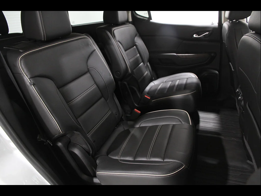 2022 GMC Acadia Denali - Photo 19