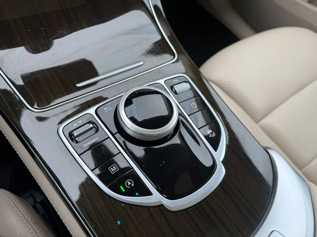 Used 2019 Black Mercedes-Benz GLC 300 image 10