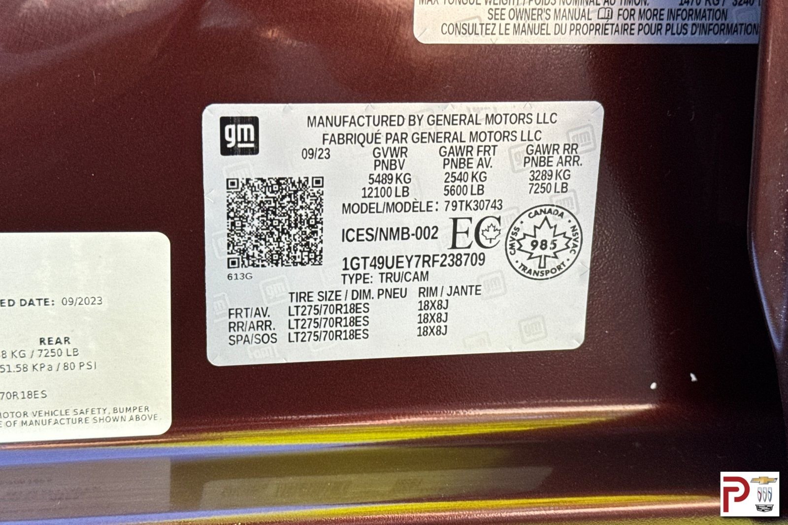 Used 2024 Red GMC SLT image 36