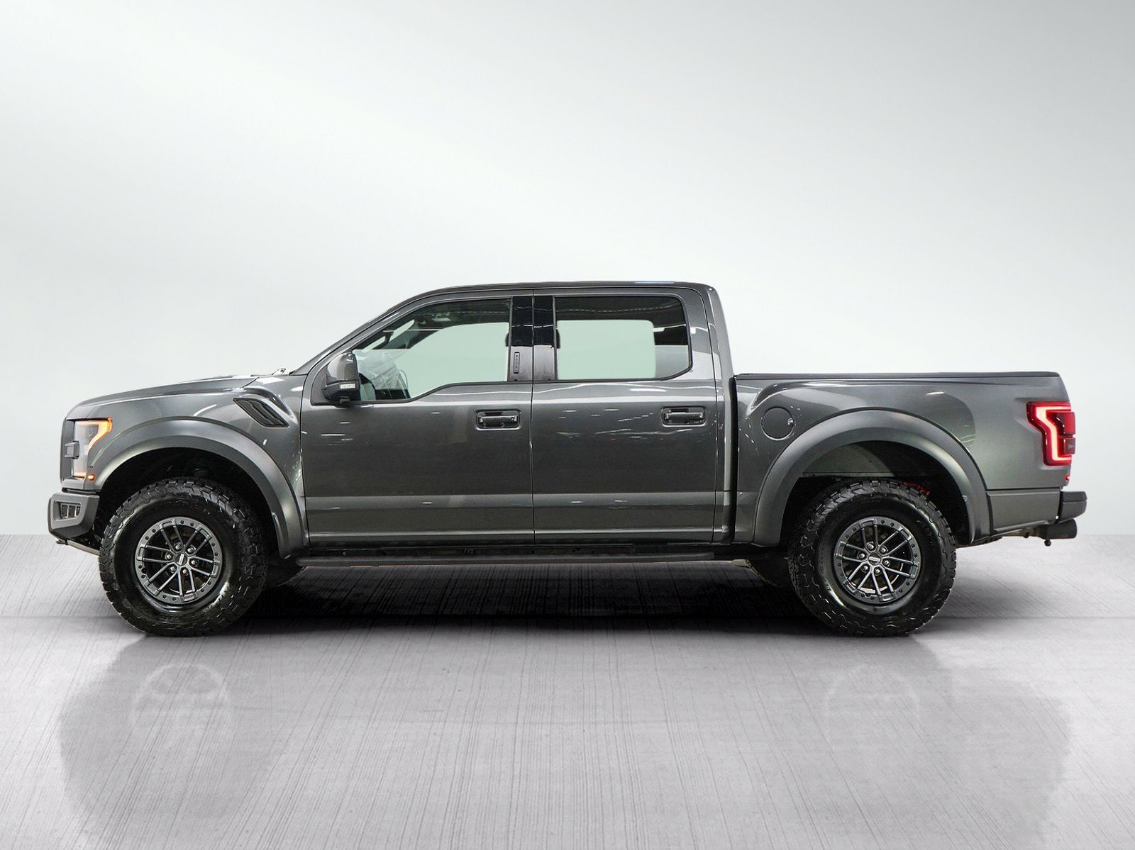 Used 2019 Ford F-150 Raptor with VIN 1FTFW1RGXKFB68405 for sale in South Saint Paul, Minnesota