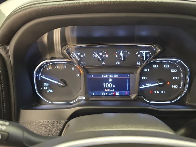 Used 2022 Quicksilver Metallic GMC SLT image 35