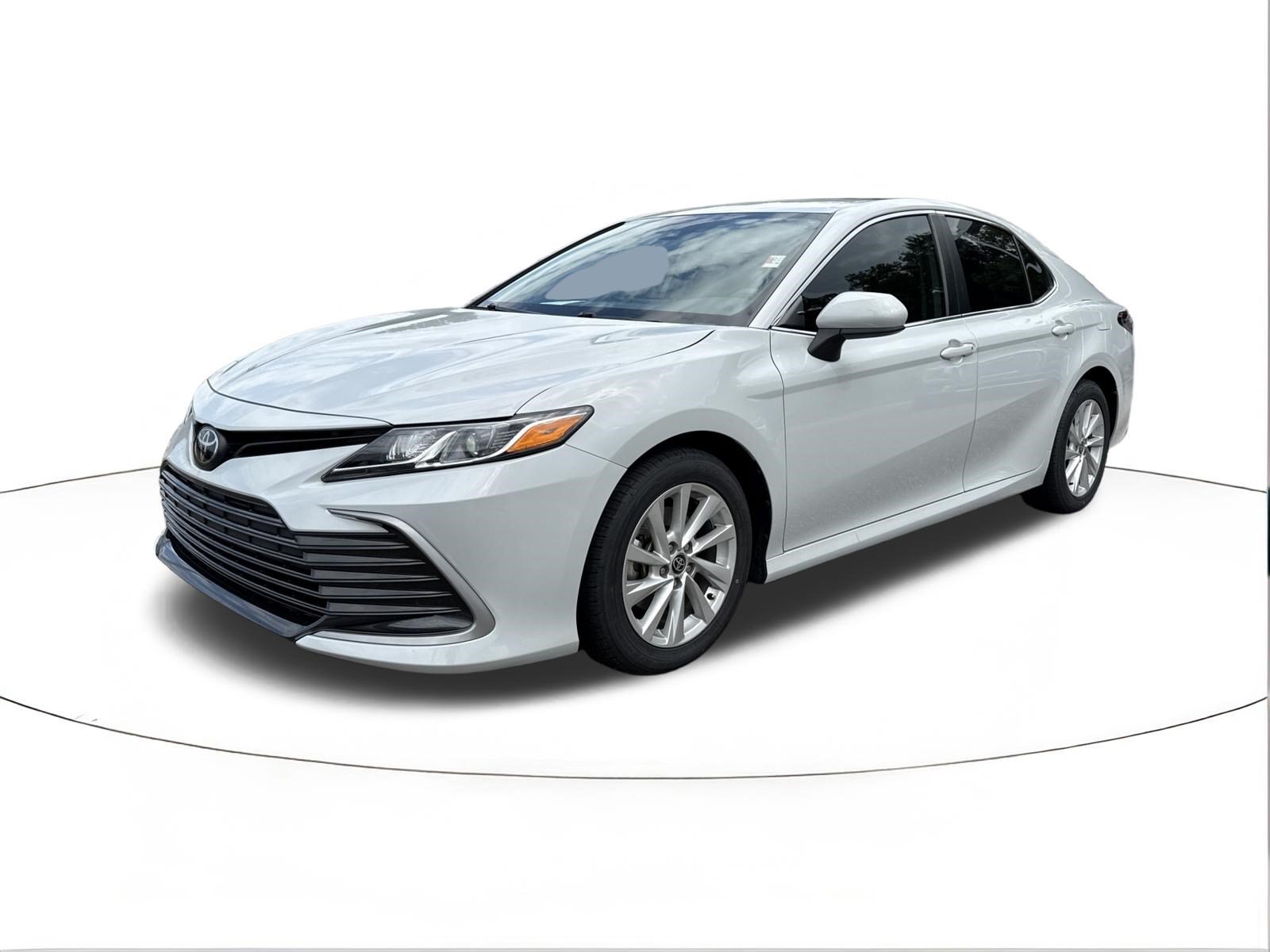 Certified Used 2024 Ice Edge Toyota LE image 7
