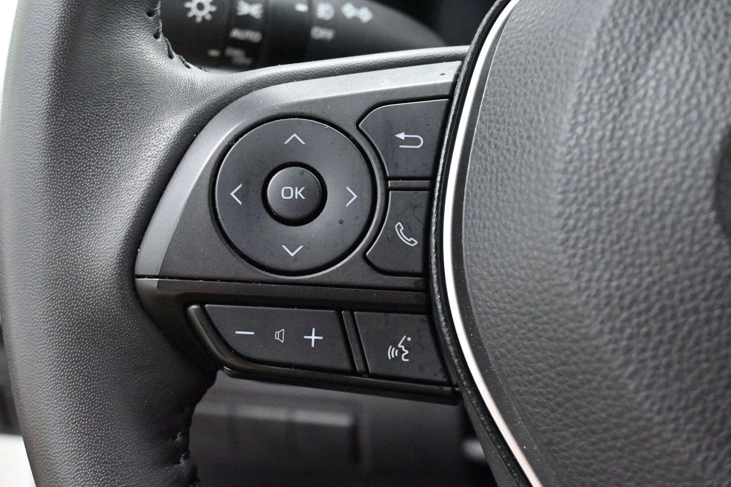 Used 2024 Ice Cap Toyota XSE image 17