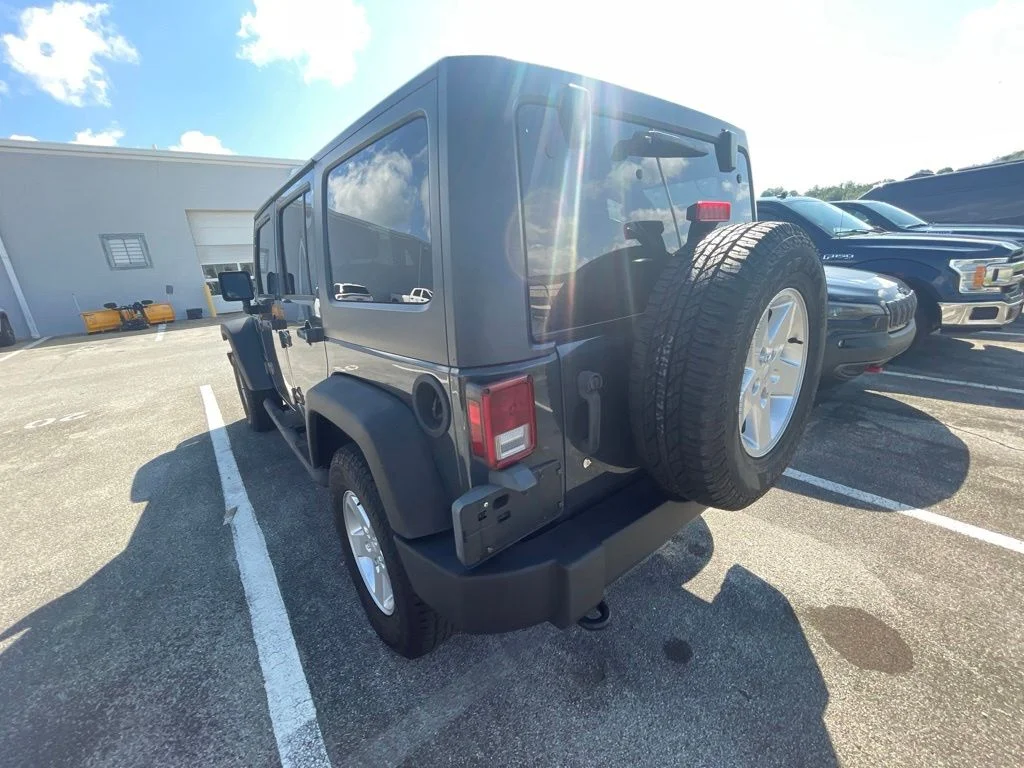 Used 2018 Black Jeep Unlimited Sport image 7