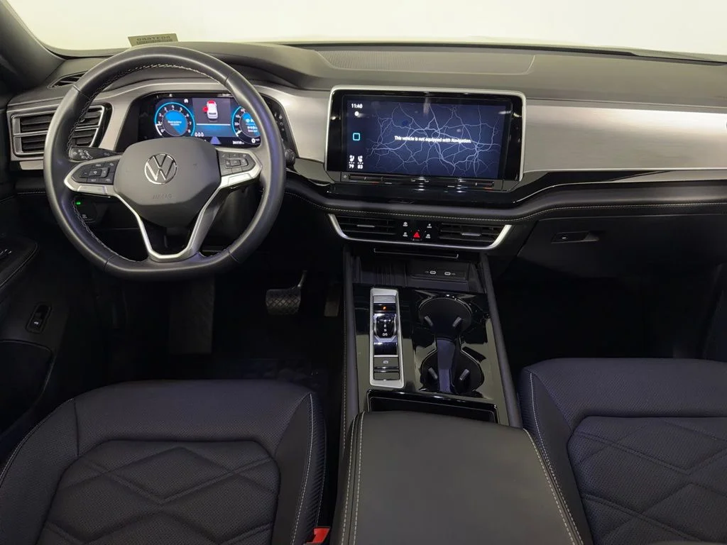 2025 Volkswagen Atlas Cross Sport SE w/Tech - Photo 11