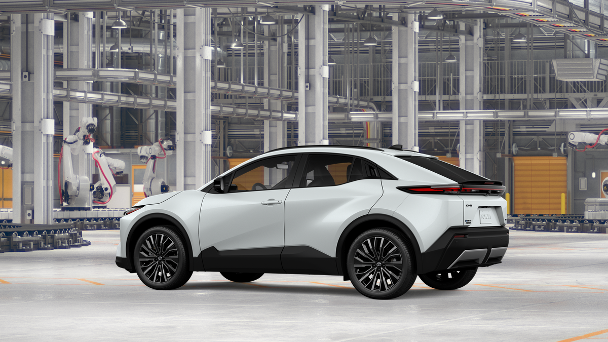 New 2027 Wind Chill Pearl Toyota XSE image 5