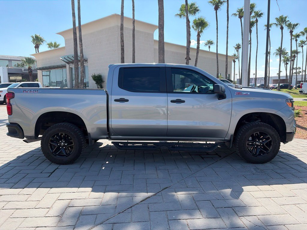 Used 2025 Sterling Gray Metallic Chevrolet Custom Trail Boss image 4