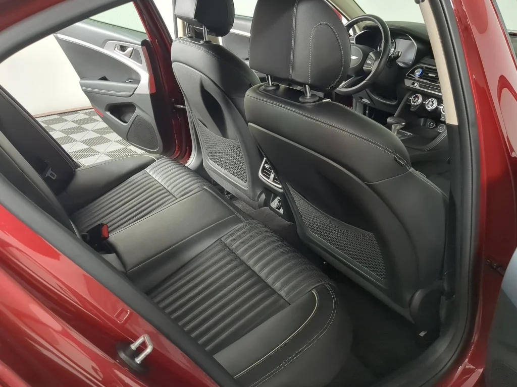 Used 2022 Red Genesis 2.0T image 21