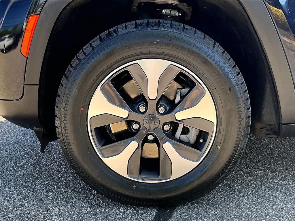 Used 2024 Black Jeep 4xe image 7