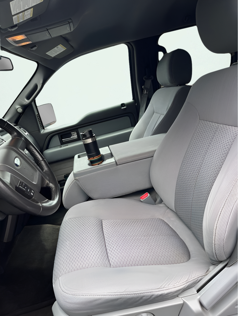Used 2013 Tuxedo Black Metallic Ford XLT image 11