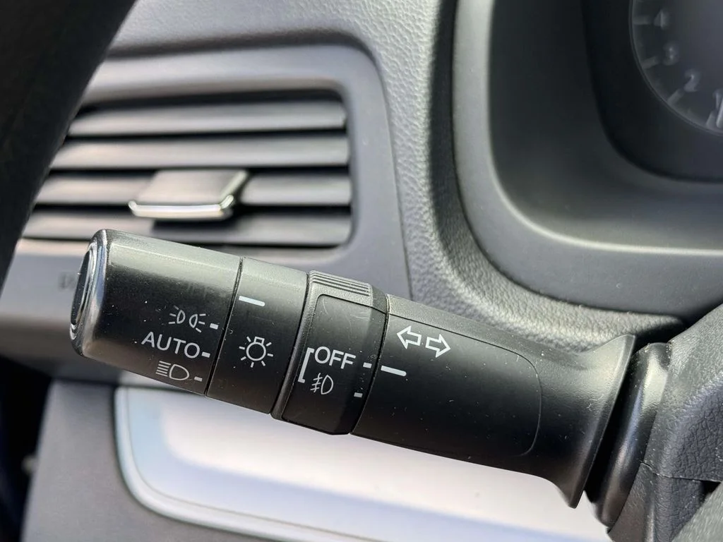 Used 2016  Honda EX image 24