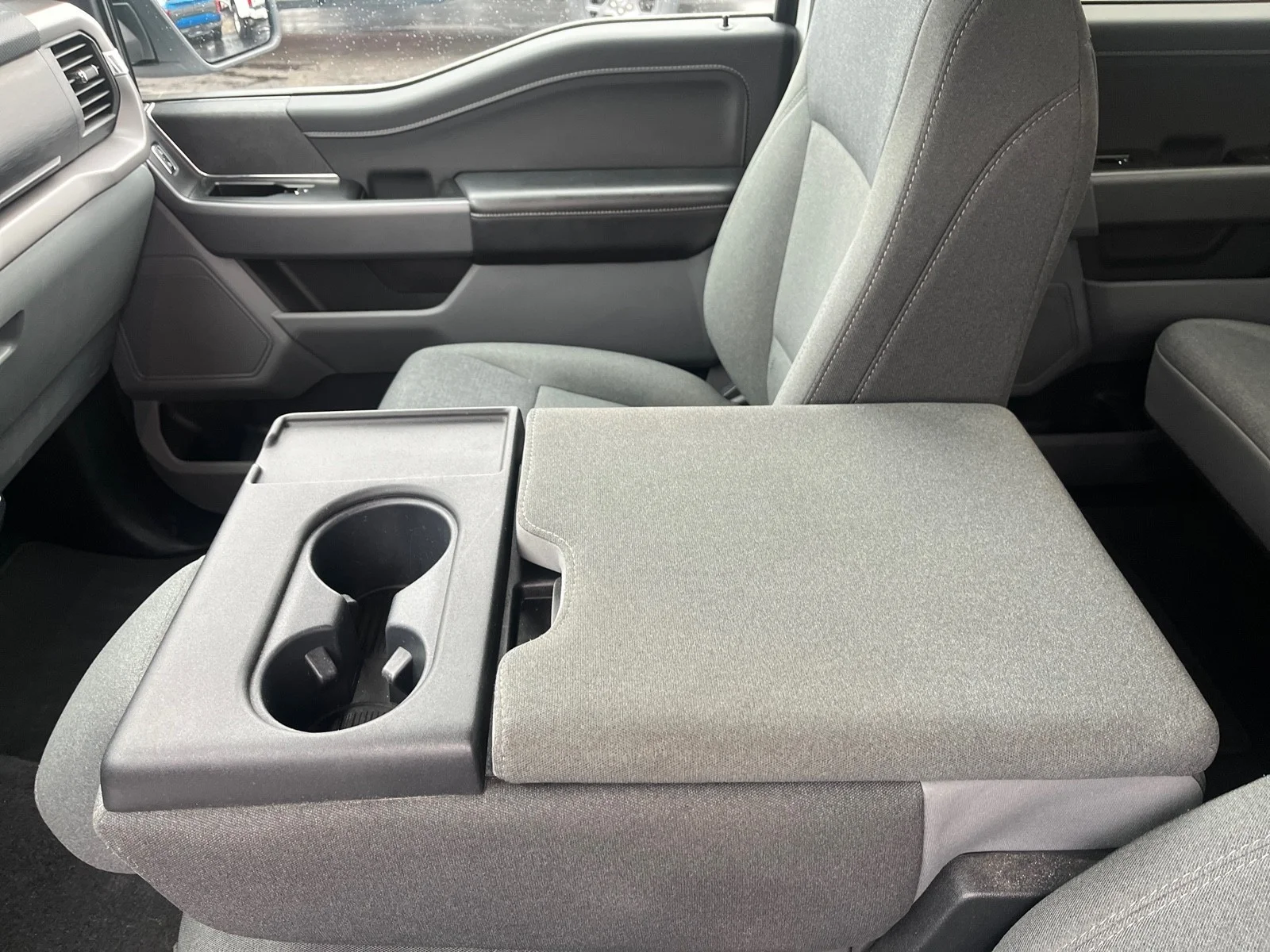 Used 2025 White Ford XLT image 16