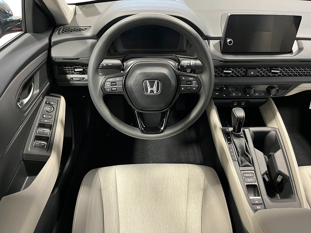 New 2026 Meteorite Gray Metallic Honda SE image 26