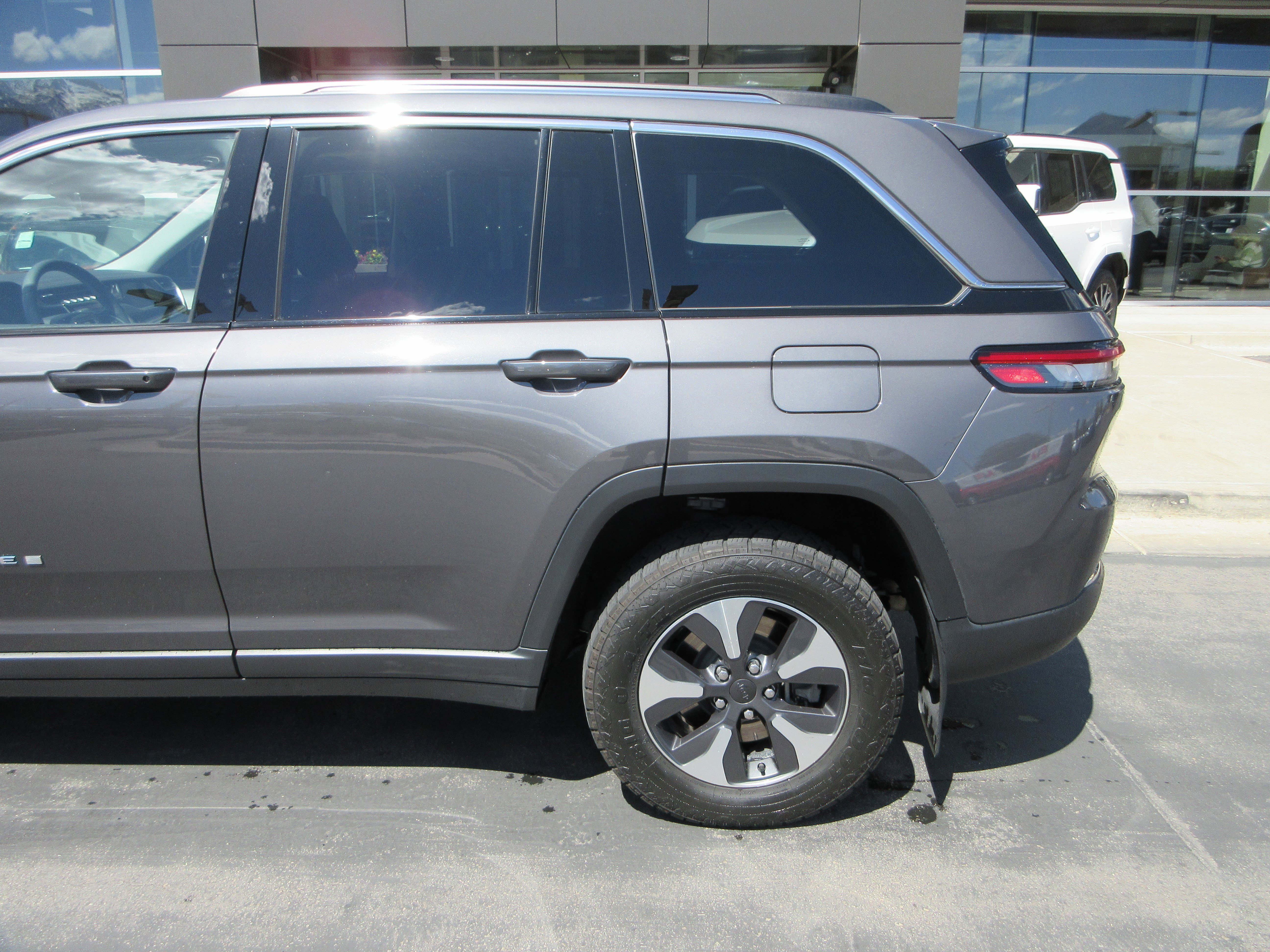 Used 2022 Baltic Gray Metallic Clearcoat Jeep 4xe image 7