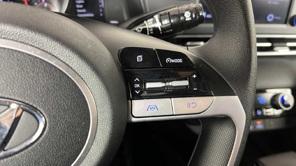 2021 Hyundai Elantra SEL - Photo 25