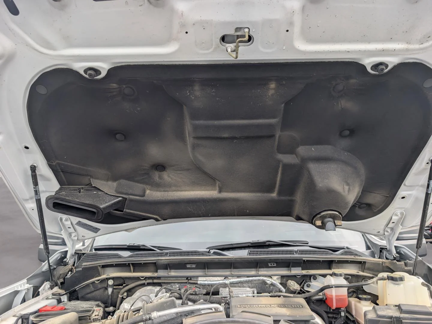 Used 2023 White Frost Tricoat GMC Denali image 37