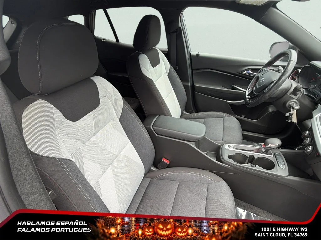 Used 2024 Sterling Gray Metallic Chevrolet 1RS image 30