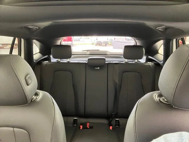 New 2026 Polar White Mercedes-Benz GLA 250 image 31
