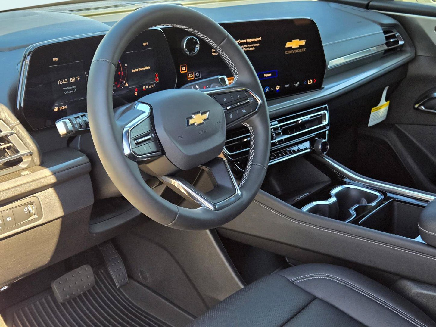 2027 Chevrolet Traverse LT - Photo 13