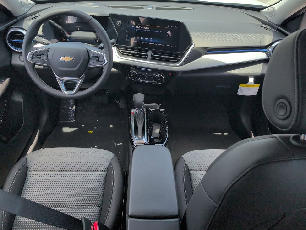 New 2026 Summit White Chevrolet LT image 19