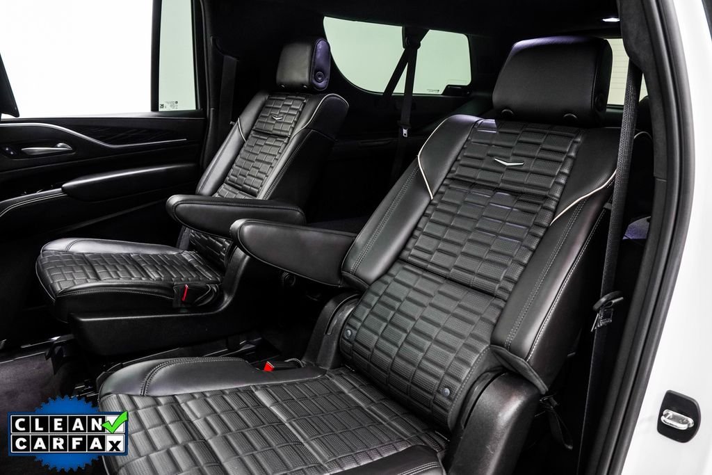 Used 2023 White Cadillac V-Series image 17
