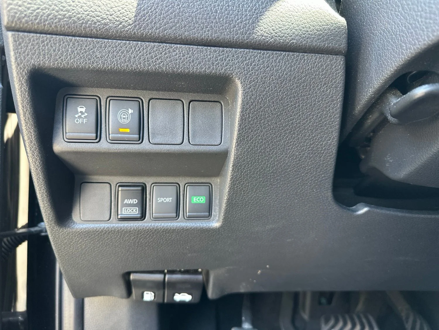Used 2017 Black Nissan S image 20