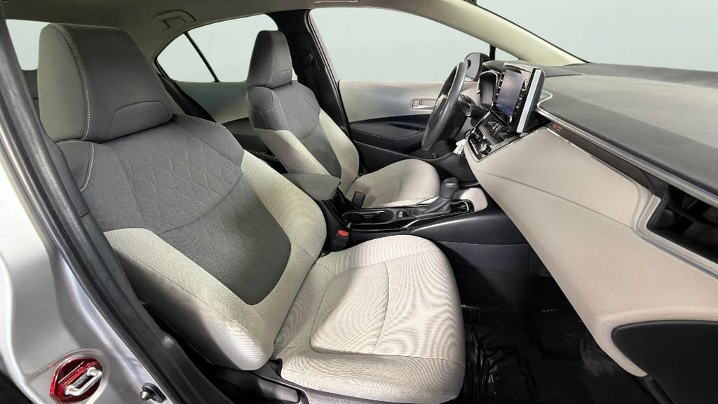Used 2020 Silver Toyota LE image 32