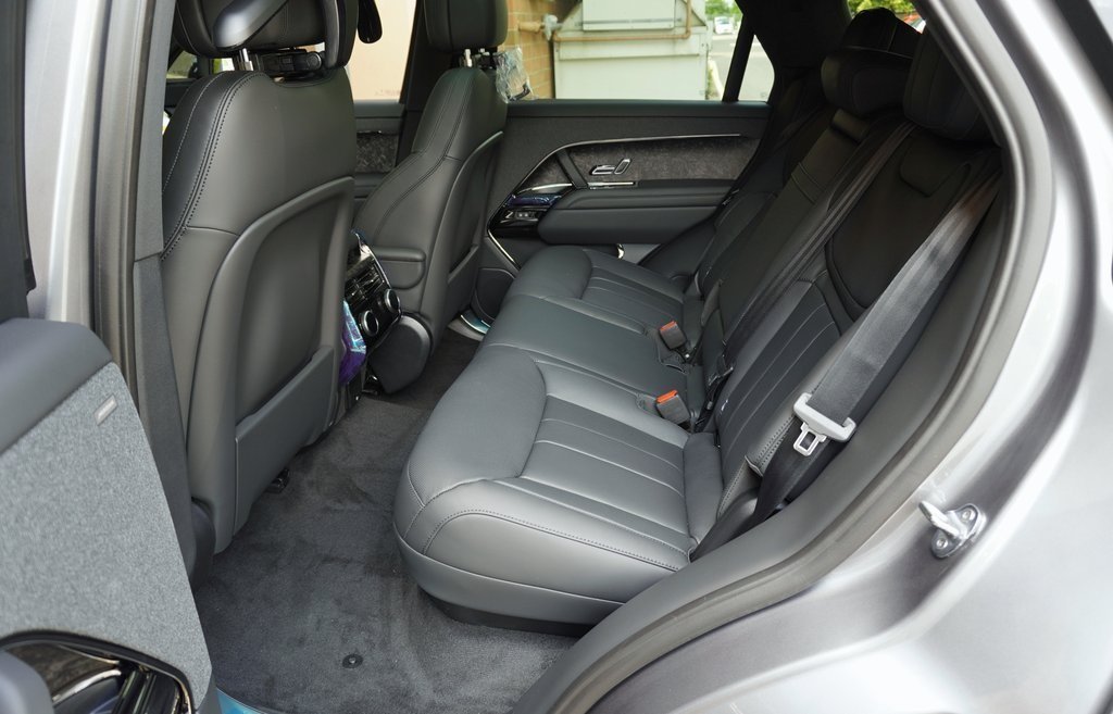 2025 LAND ROVER RANGE ROVER SPORT - Image 28