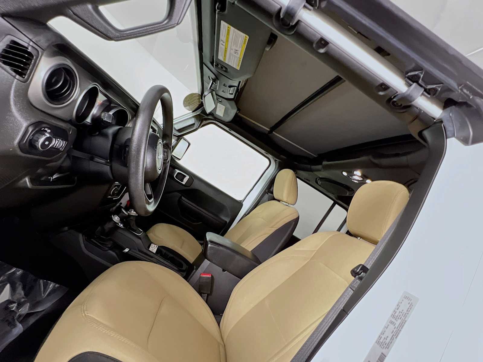 Used 2022 Bright White Clearcoat Jeep Unlimited Sport image 21