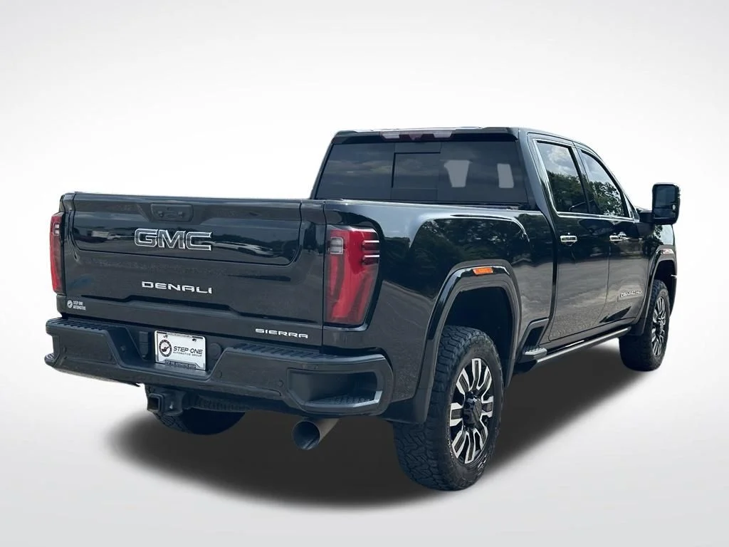 Used 2024 Black GMC Denali Ultimate image 7