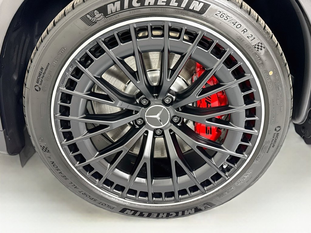 New 2027 Graphite Grey Metallic Mercedes-Benz GLC 53 AMG® image 30