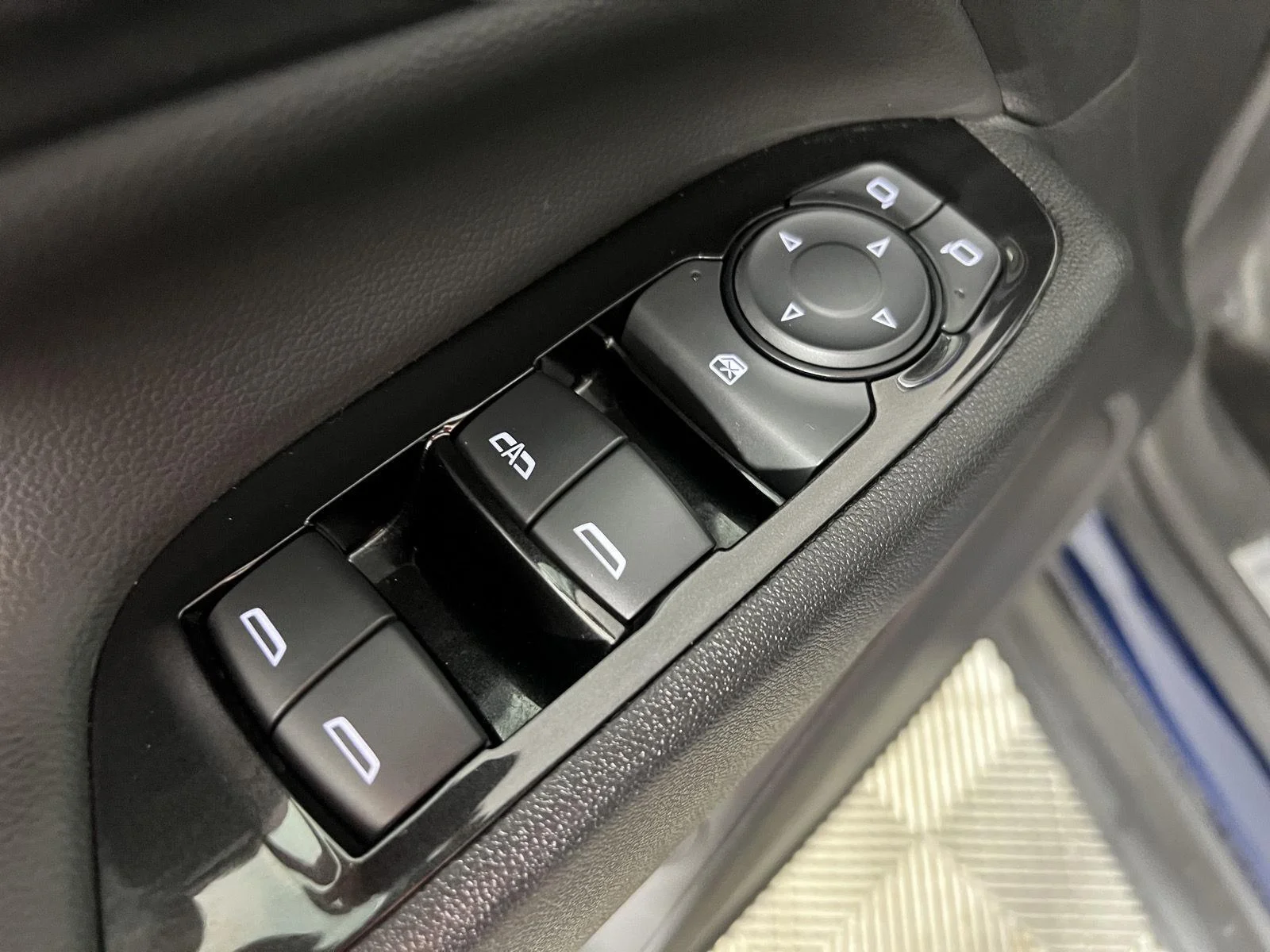 Used 2022 BLUE GLOW METALLIC Chevrolet Premier image 35