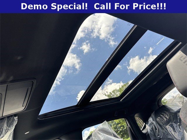 Used 2025 Silver Metallic Acura w/A-Spec Package image 25