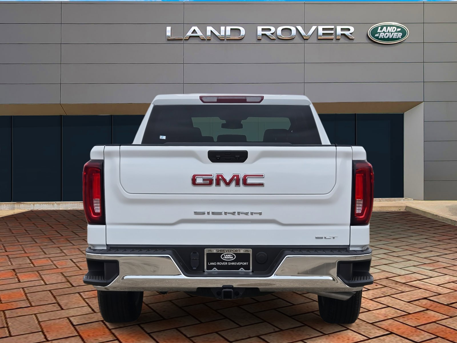 Used 2025 Summit White GMC SLT image 5