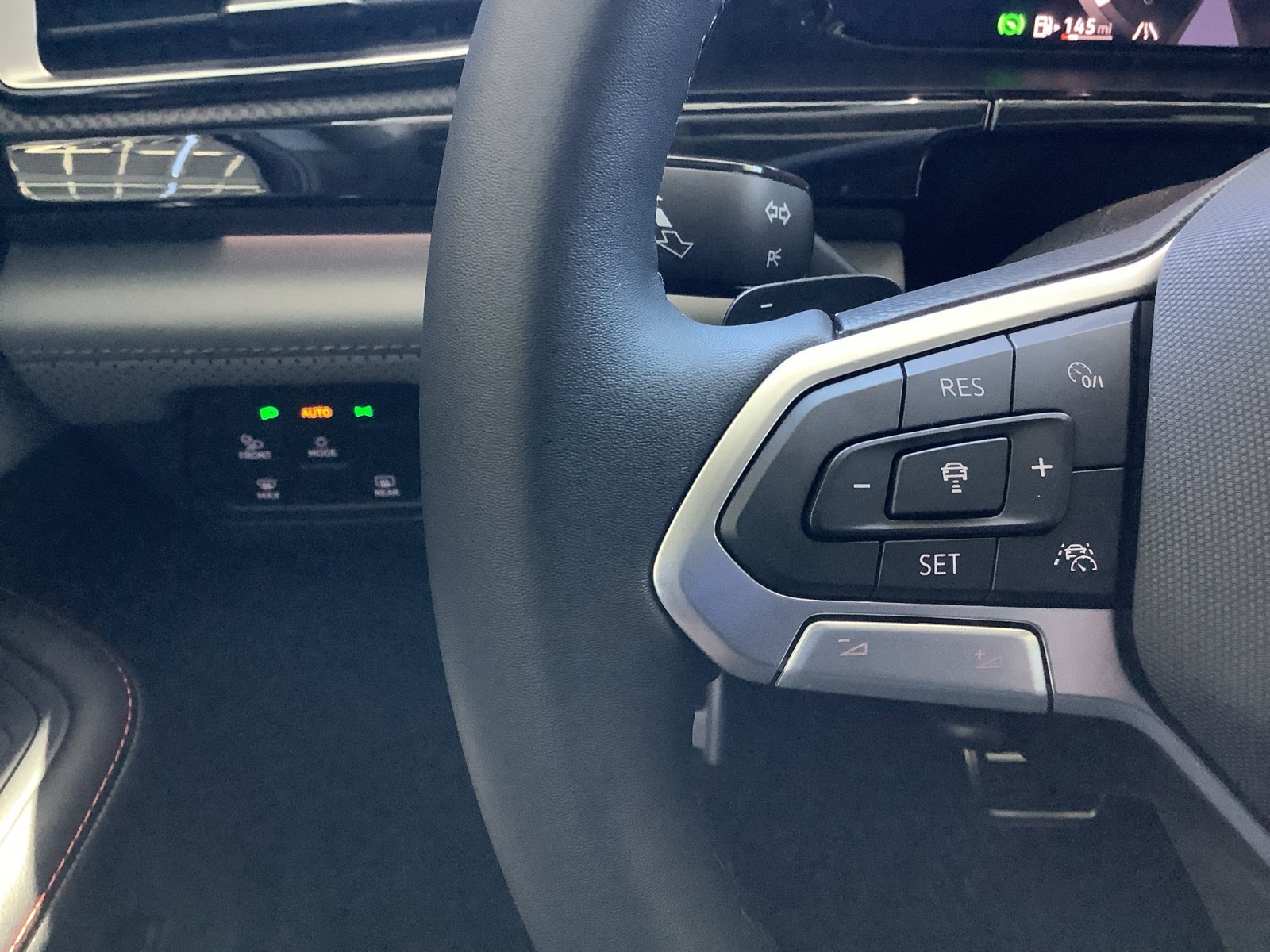 New 2026 Opal White Pearl Volkswagen 2.0T Peak Edition image 27