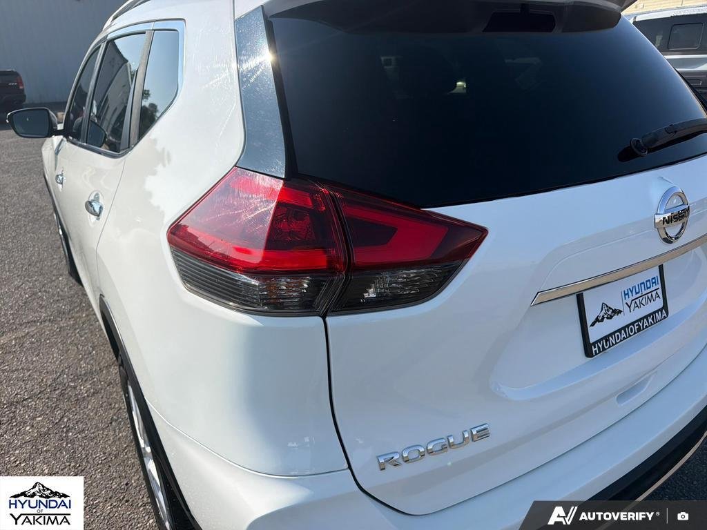 Used 2018 Glacier White Nissan SV image 11
