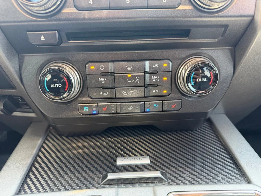 Used 2018  Ford Raptor image 44