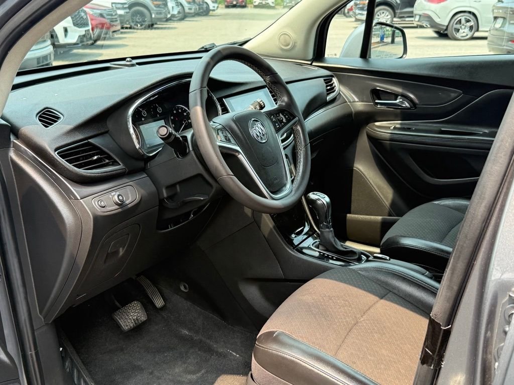 Used 2020 Gray Buick Preferred image 18