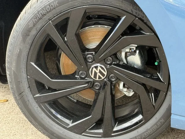 New 2026 Blue Volkswagen 1.5T SE image 7