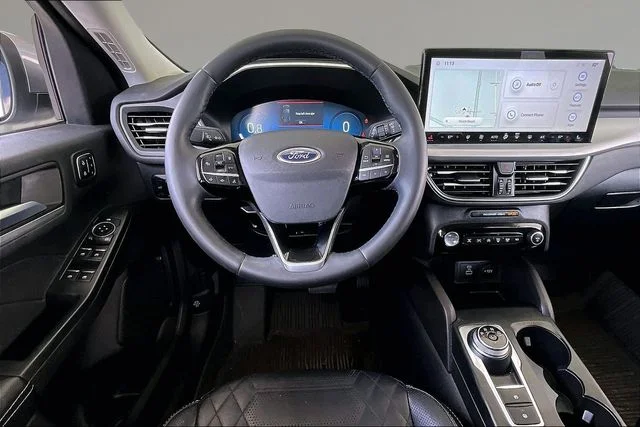 Used 2023 Silver Ford Platinum image 8