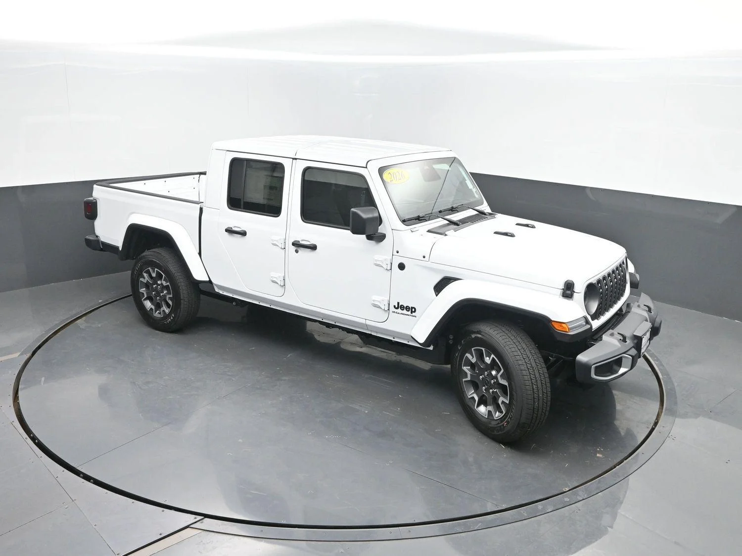 New 2026 Bright White Clear-Coat Exterior Paint Jeep Sahara image 38