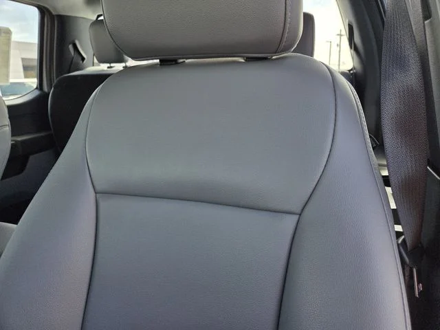 New 2026 Oxford White Ford F-250® XL image 31