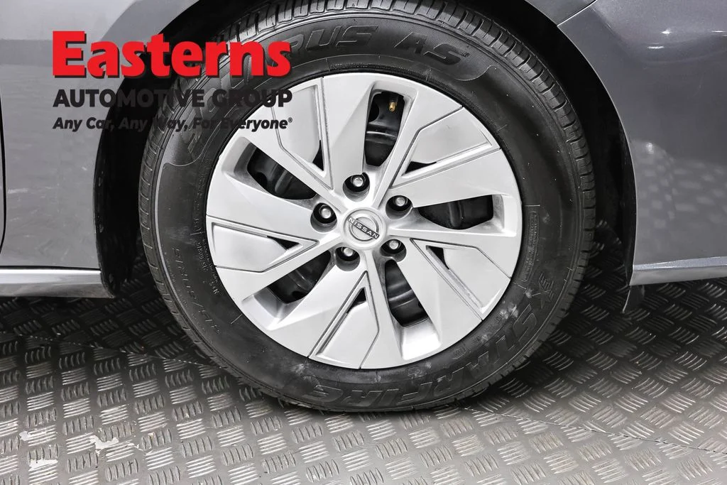 Used 2024 Gray Nissan 2.5 S image 27
