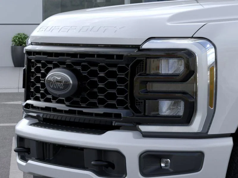 New 2026 Oxford White Ford F-250® XLT image 17