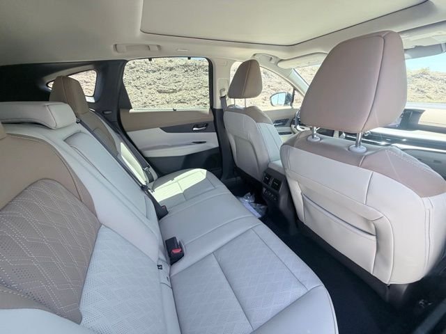 New 2026 Aurora Blue Pearl Metallic / Super Black Two-tone Nissan Platinum image 32